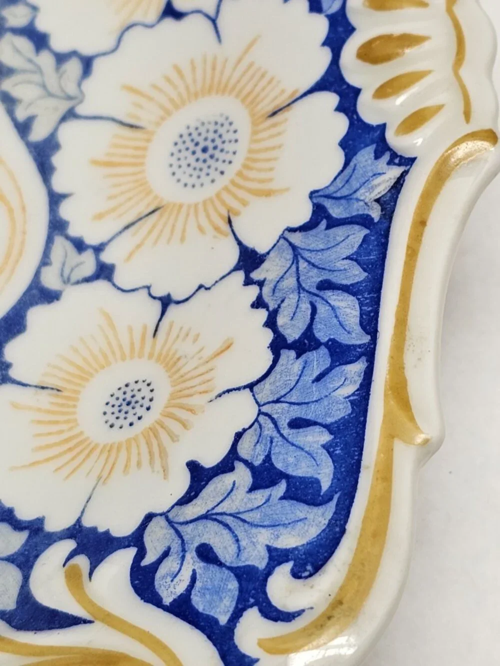Vintage Antique Schwarzenhammer Bavaria Germany Porcelain Plate Scalloped Rim